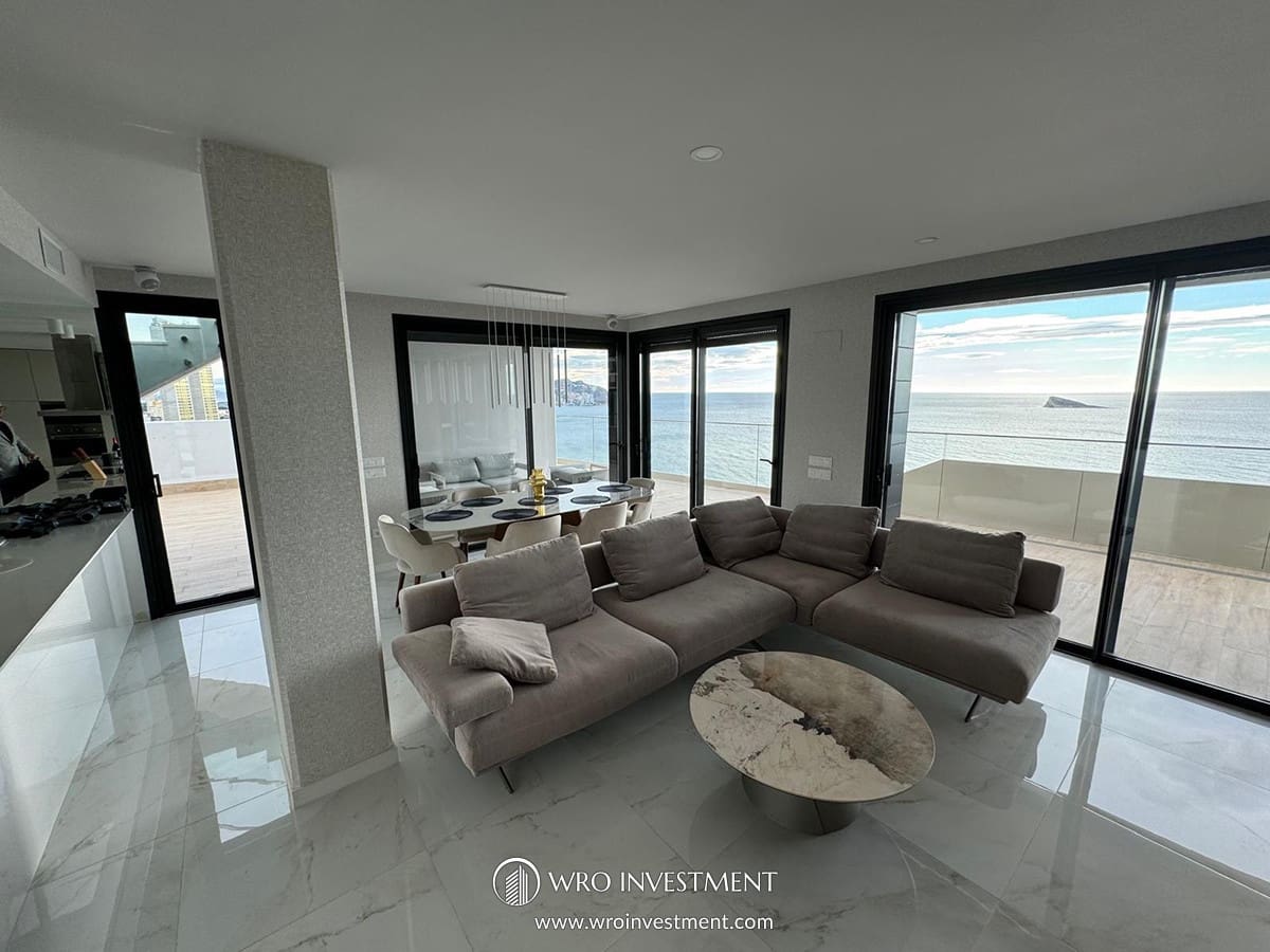 4 quarto Penthouse para venda em Benidorm com piscina garagem - 1 690 000 € (Ref: 9583112)
