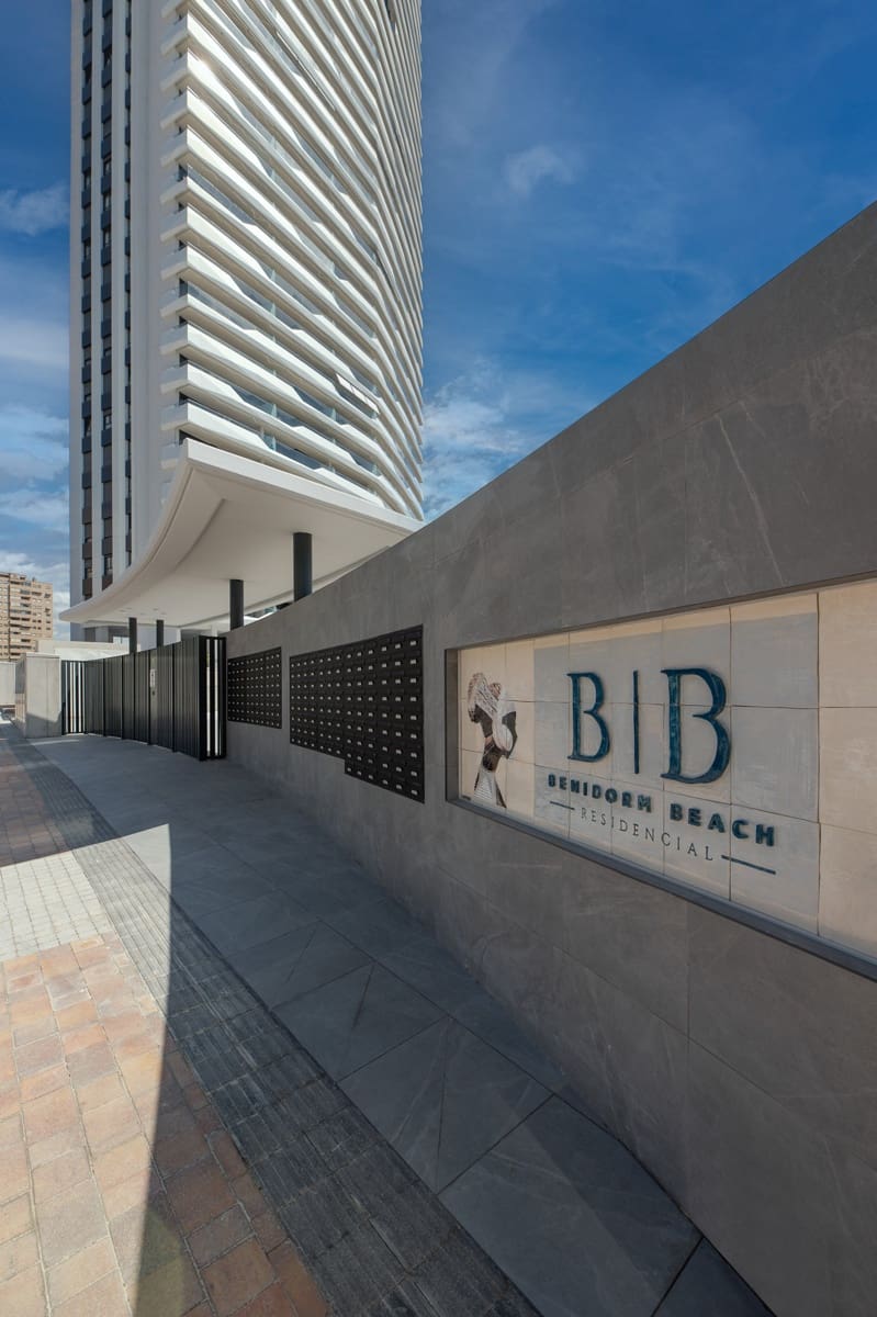 4 quarto Penthouse para venda em Benidorm com piscina garagem - 1 690 000 € (Ref: 9583112)