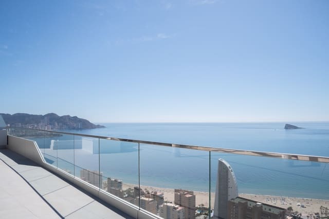 4 sovrum Takvåning till salu i Benidorm med pool garage - 1 690 000 € (Ref: 9583112)