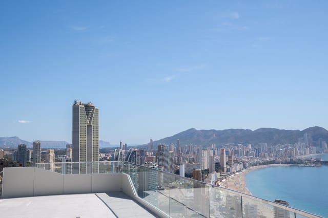 4 sovrum Takvåning till salu i Benidorm med pool garage - 1 690 000 € (Ref: 9583112)