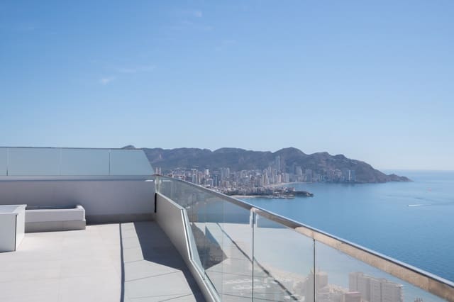 4 sovrum Takvåning till salu i Benidorm med pool garage - 1 690 000 € (Ref: 9583112)