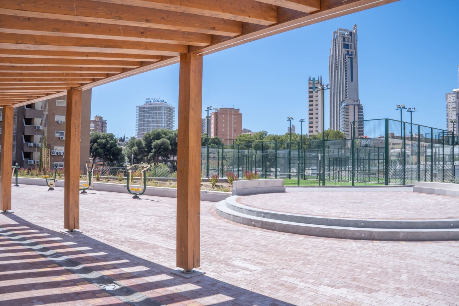 4 quarto Penthouse para venda em Benidorm com piscina garagem - 1 690 000 € (Ref: 9583112)