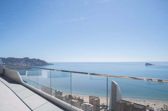 4 makuuhuone Kattohuoneisto myytävänä paikassa Benidorm mukana uima-altaan 
autotalli - 1 600 000 € (Ref: 9583112)