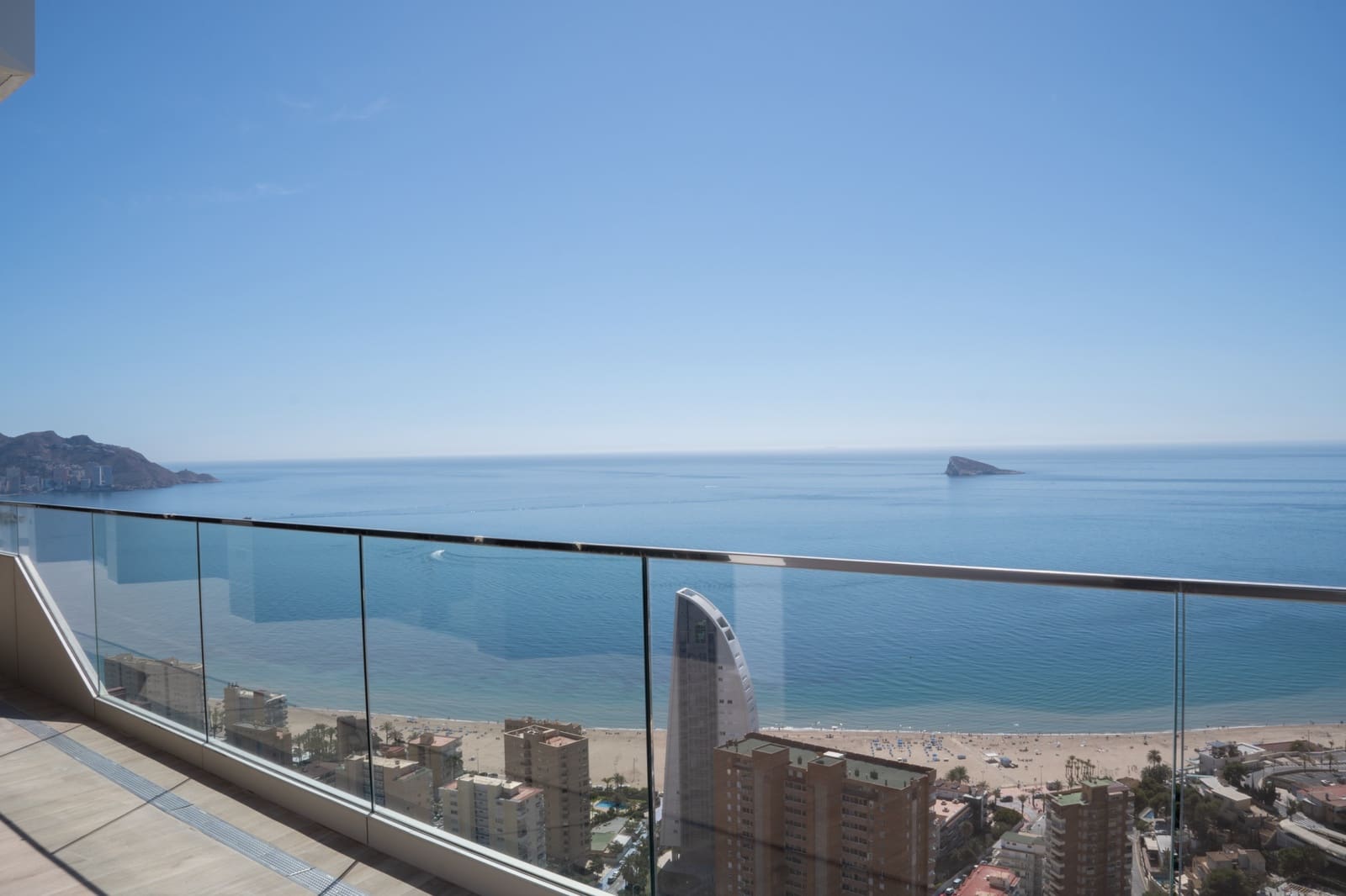 4 soverom Penthouse til salgs i Benidorm med svømmebasseng garasje - € 1 600 000 (Ref: 9583112)