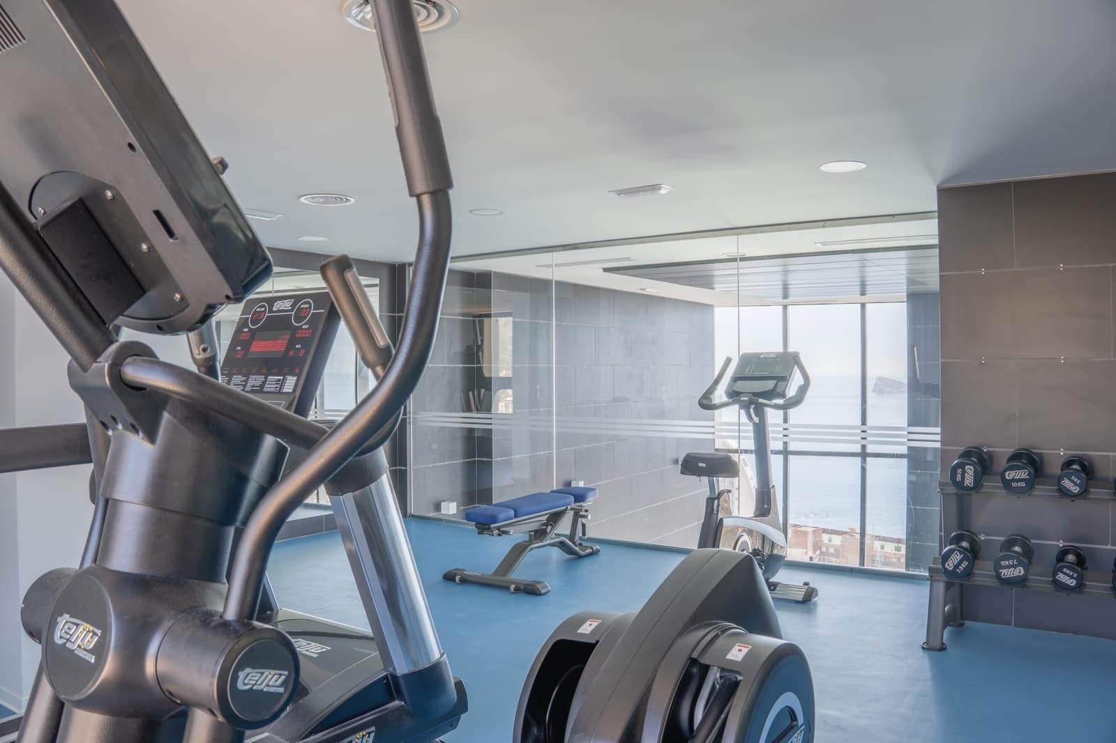 4 soverom Penthouse til salgs i Benidorm med svømmebasseng garasje - € 1 600 000 (Ref: 9583112)