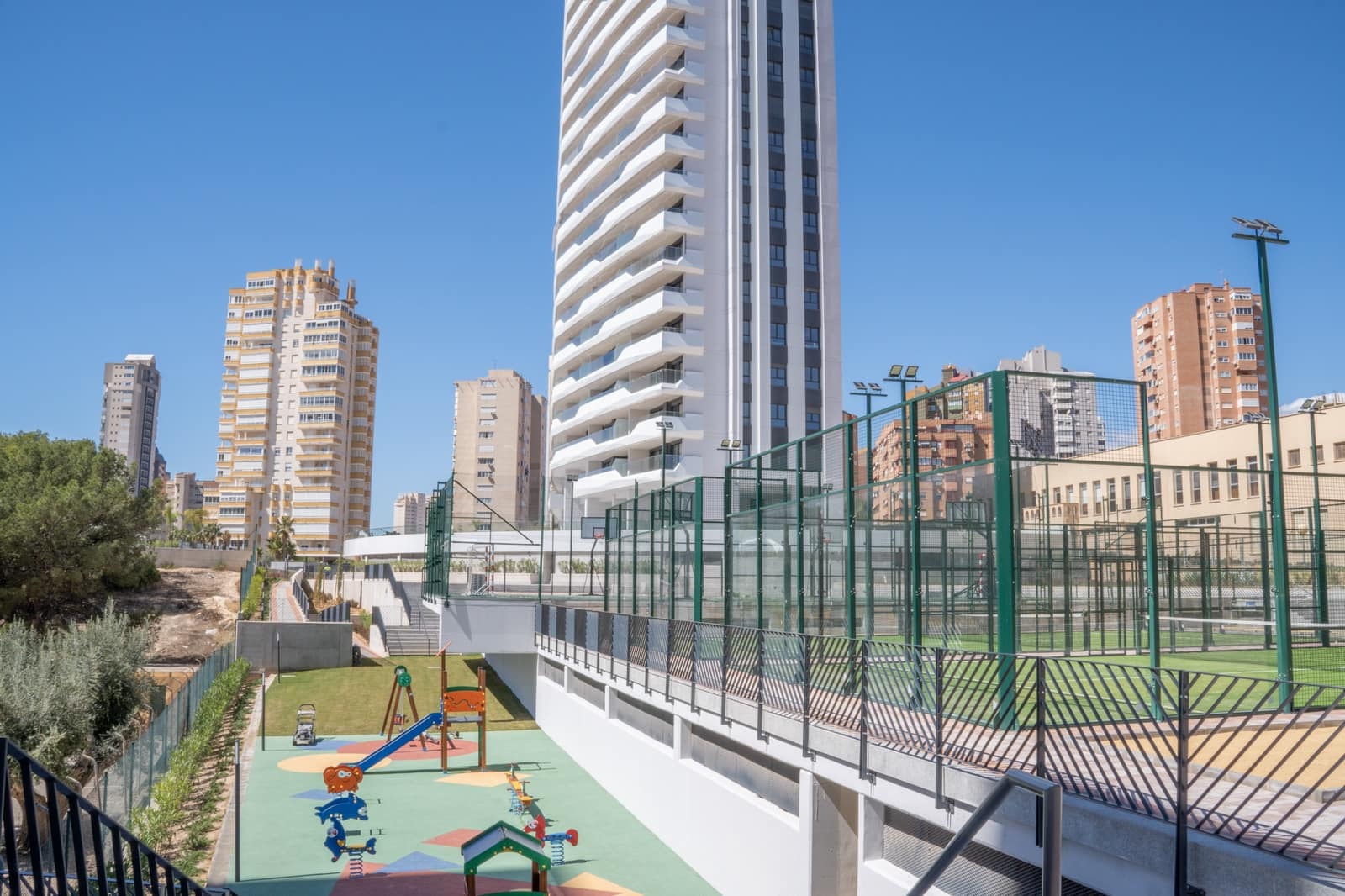 4 soverom Penthouse til salgs i Benidorm med svømmebasseng garasje - € 1 600 000 (Ref: 9583112)