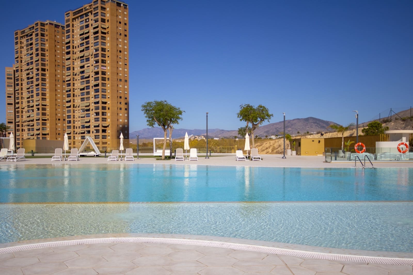 2 sovrum Lägenhet till salu i Benidorm med garage - 560 000 € (Ref: 9591636)