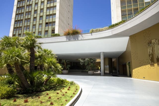 2 sovrum Lägenhet till salu i Playa Poniente, Benidorm med garage - 560 000 € (Ref: 9591636)