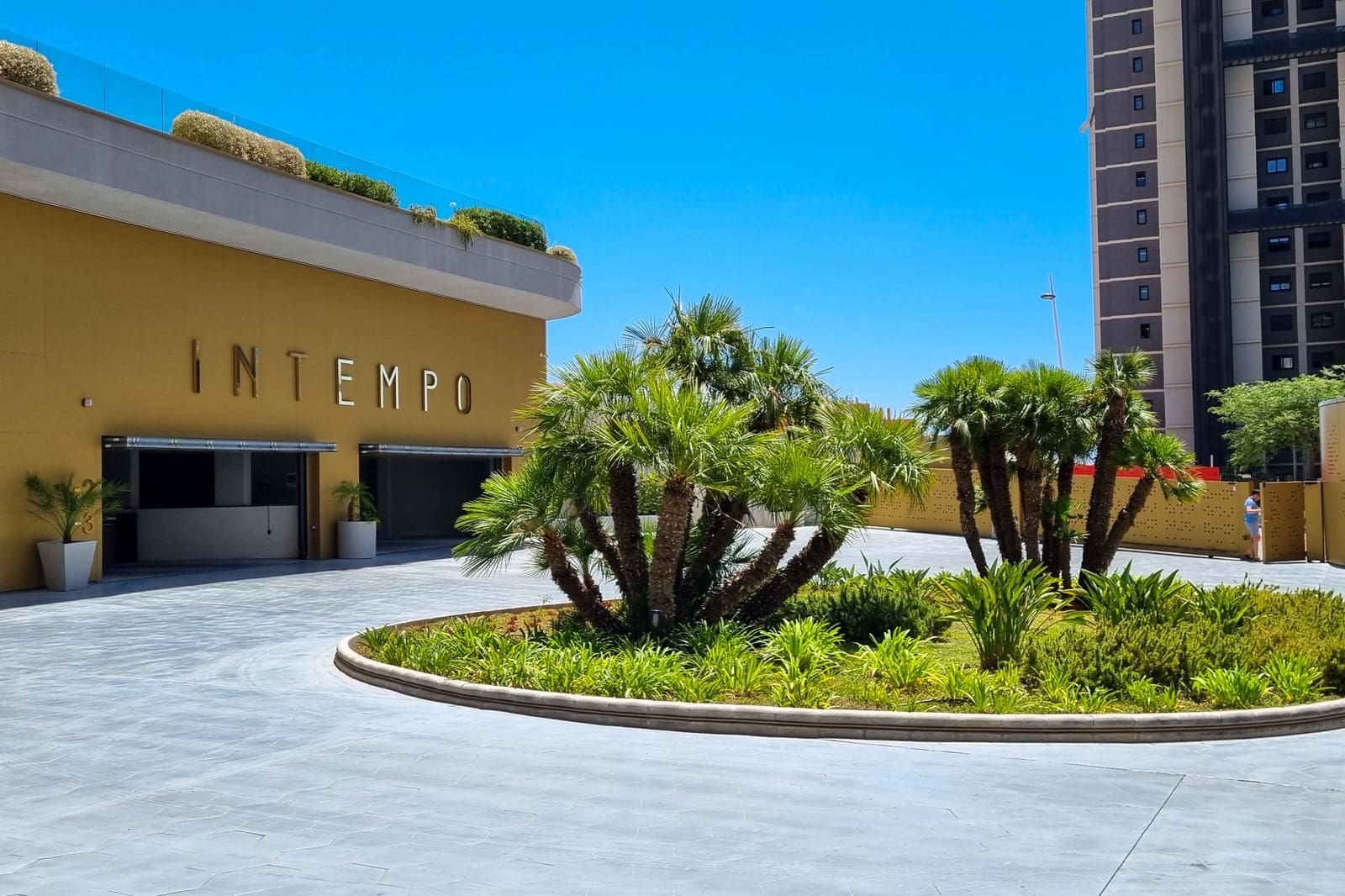 2 sovrum Lägenhet till salu i Benidorm med garage - 570 000 € (Ref: 9591637)