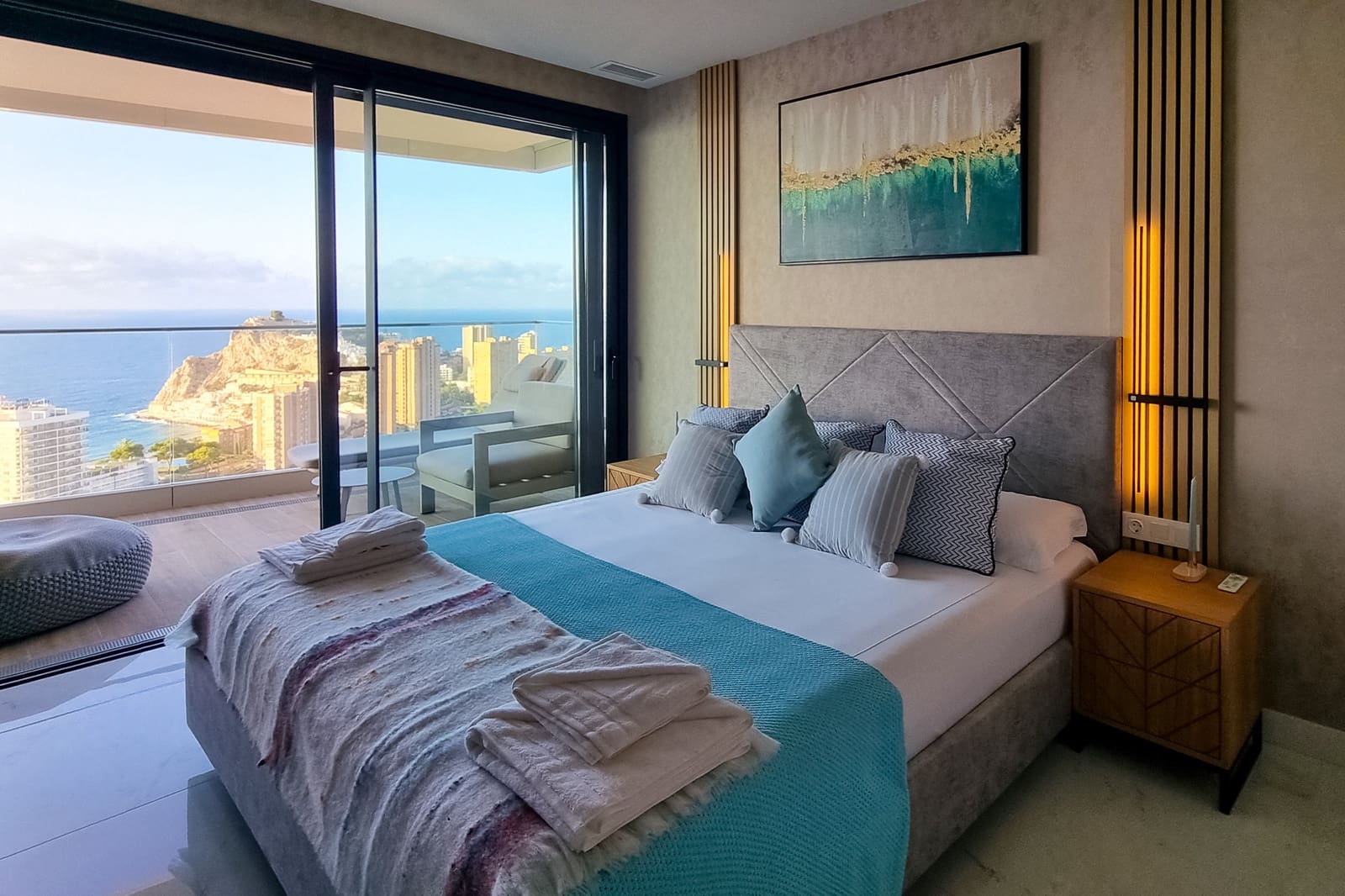 Apartamento de 3 habitaciones en Benidorm en venta con piscina garaje - 850.000 € (Ref: 9591638)