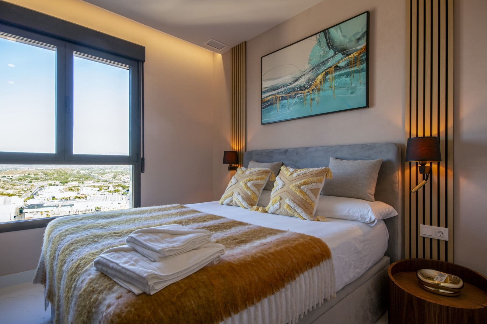 Apartamento de 3 habitaciones en Benidorm en venta con piscina garaje - 850.000 € (Ref: 9591638)