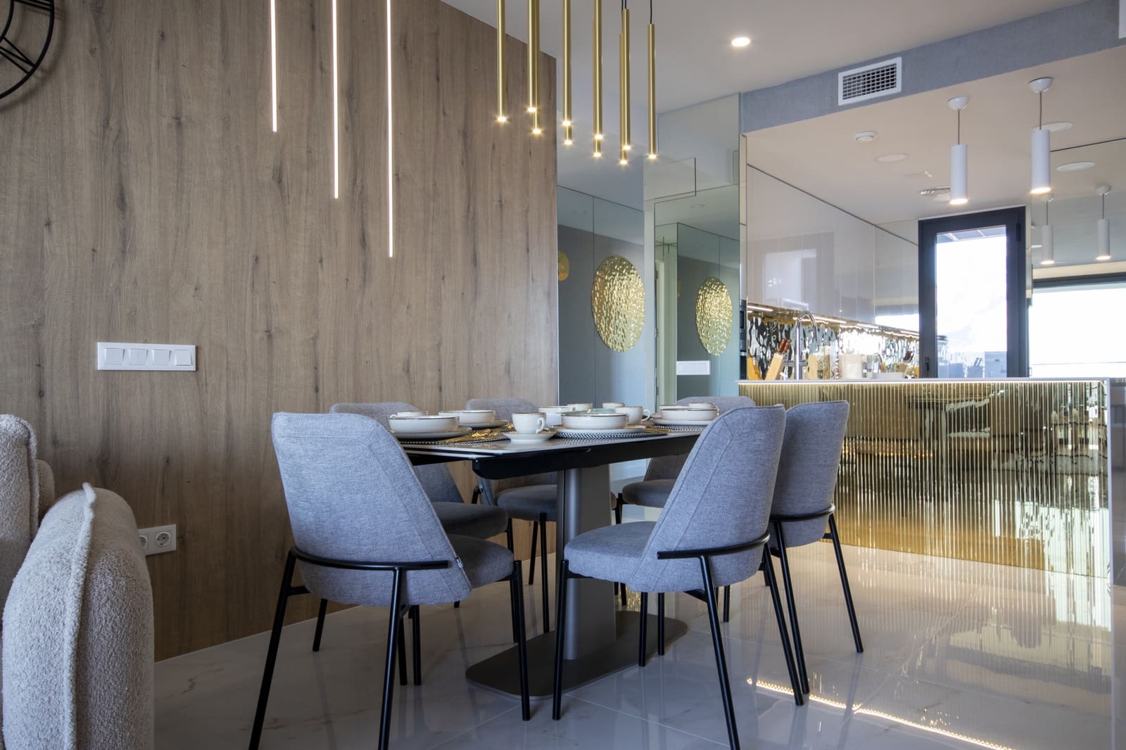 Apartamento de 3 habitaciones en Benidorm en venta con piscina garaje - 850.000 € (Ref: 9591638)