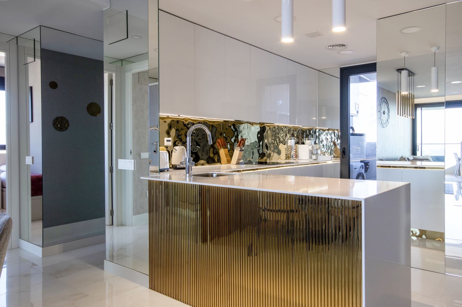 Apartamento de 3 habitaciones en Benidorm en venta con piscina garaje - 850.000 € (Ref: 9591638)