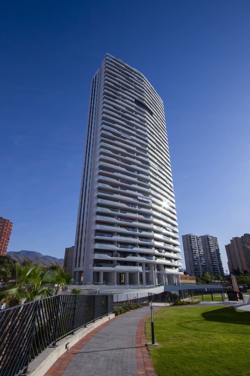3 makuuhuone Huoneisto myytävänä paikassa Benidorm mukana uima-altaan 
autotalli - 850 000 € (Ref: 9591638)
