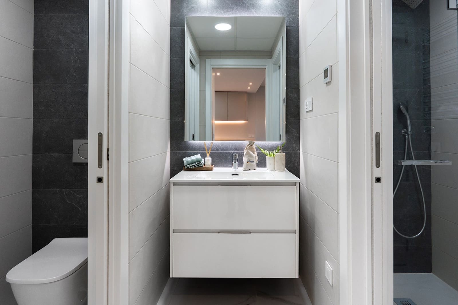 2 slaapkamer Appartement te koop in Torrevieja met zwembad garage - € 276.000 (Ref: 9591642)