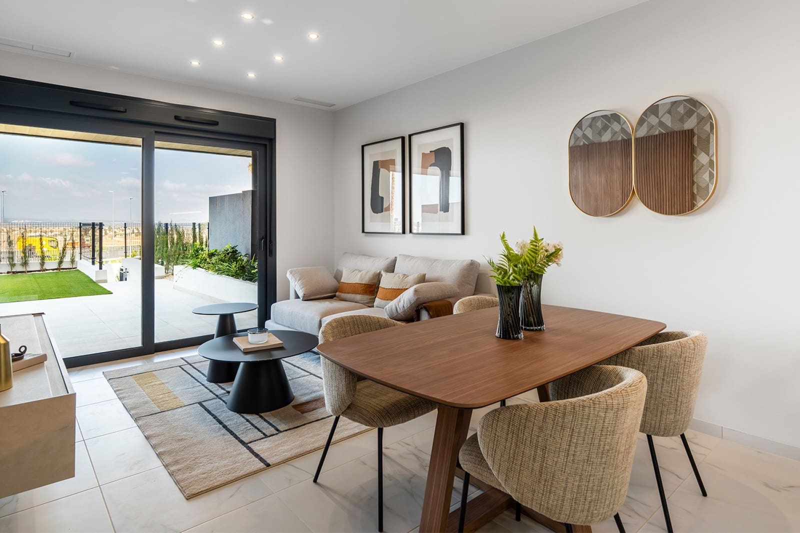 2 slaapkamer Appartement te koop in Torrevieja met zwembad garage - € 276.000 (Ref: 9591642)