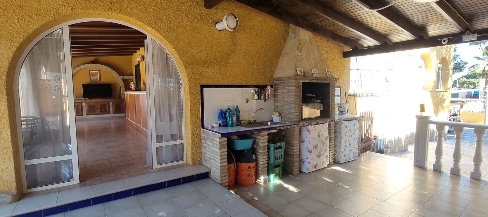 4 chambre Villa/Maison Semi-Mitoyenne à vendre à Orihuela Costa avec piscine - 449 000 € (Ref: 9659663)