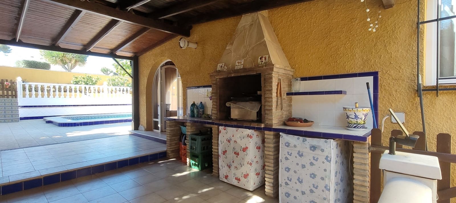 4 chambre Villa/Maison Semi-Mitoyenne à vendre à Orihuela Costa avec piscine - 449 000 € (Ref: 9659663)