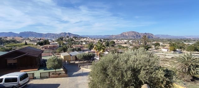 4 soveværelse Finca/Landehus til salg i Bigastro med swimmingpool garage - € 459.000 (Ref: 9659666)