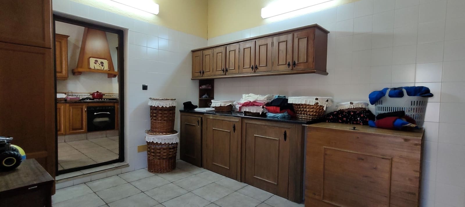 4 soveværelse Finca/Landehus til salg i Bigastro med swimmingpool garage - € 459.000 (Ref: 9659666)