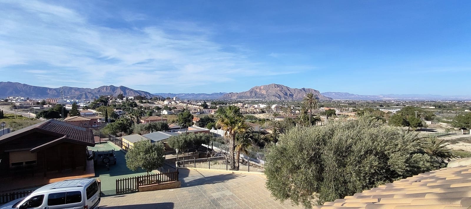 4 soveværelse Finca/Landehus til salg i Bigastro med swimmingpool garage - € 459.000 (Ref: 9659666)