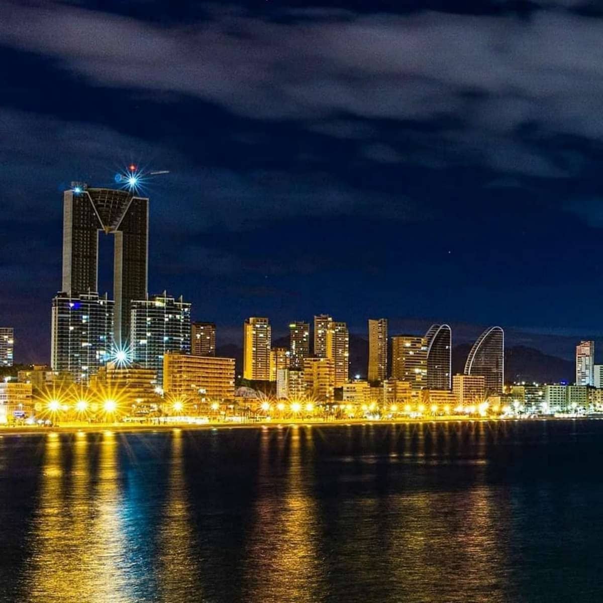 2 Zimmer Apartment zu verkaufen in Benidorm mit Garage - 550.000 € (Ref: 9674565)