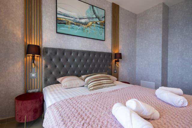 2 Zimmer Apartment zu verkaufen in Playa Poniente, Benidorm mit Garage - 550.000 € (Ref: 9674565)