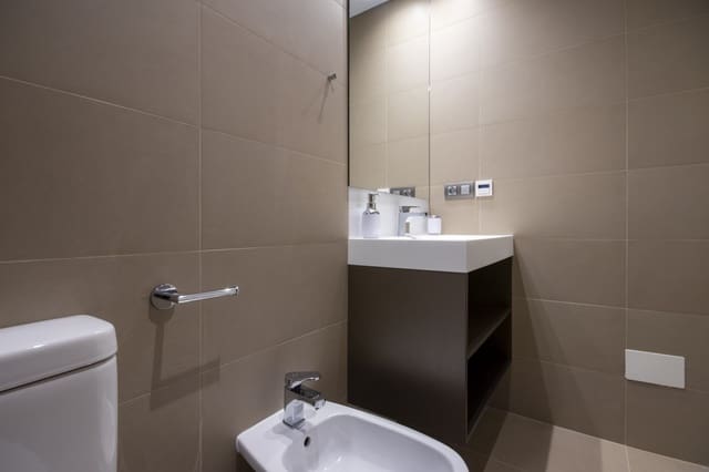 2 sypialnia Apartament na sprzedaż w Playa Poniente, Benidorm z garażem - 550 000 € (Ref: 9674565)