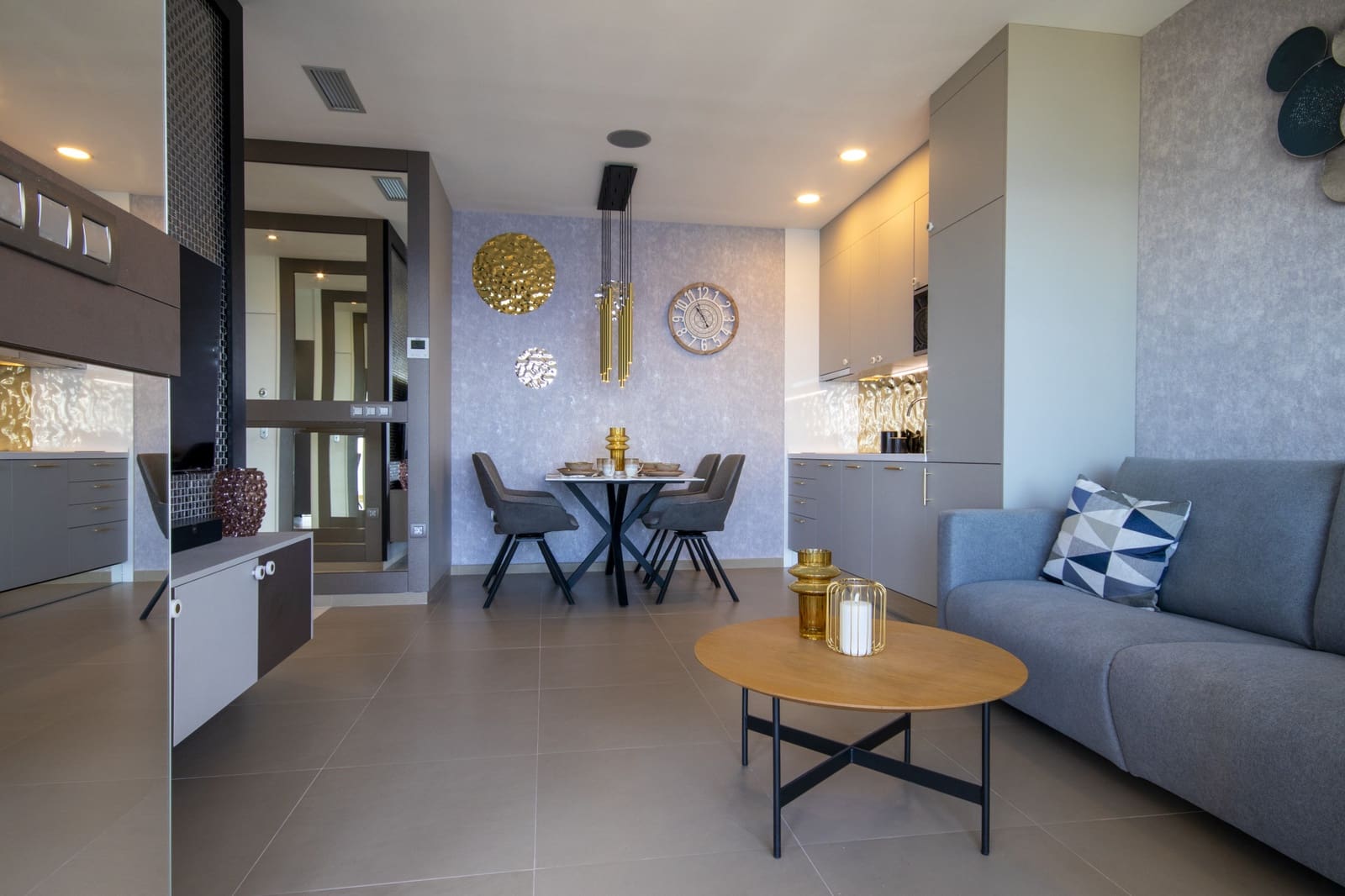 2 slaapkamer Appartement te koop in Benidorm met garage - € 550.000 (Ref: 9674565)