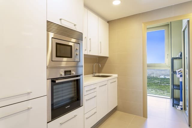 2 slaapkamer Appartement te koop in Playa Poniente, Benidorm met zwembad garage - € 625.000 (Ref: 9674569)