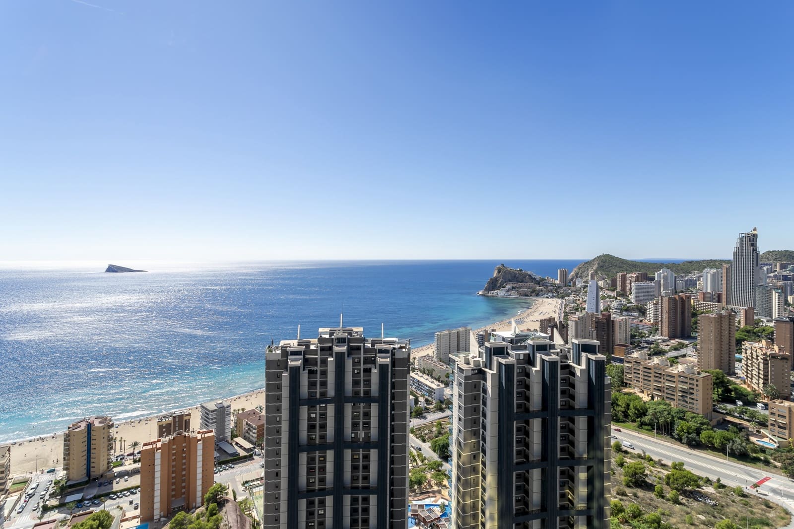 2 slaapkamer Appartement te koop in Benidorm met zwembad garage - € 625.000 (Ref: 9674569)