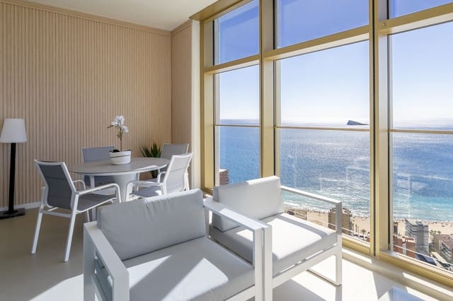 2 sovrum Lägenhet till salu i Playa Poniente, Benidorm med pool garage - 625 000 € (Ref: 9674569)