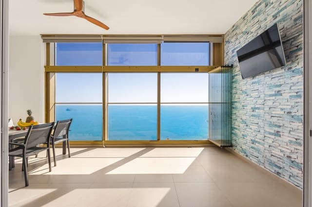 2 sypialnia Apartament na sprzedaż w Playa Poniente, Benidorm z basenem garażem - 765 000 € (Ref: 9674570)