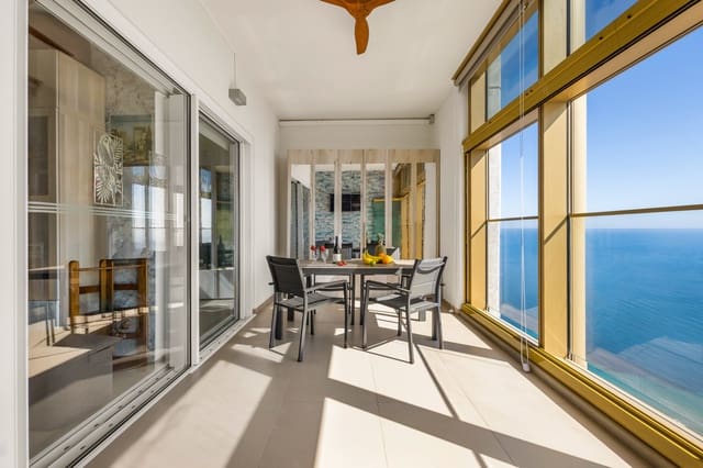 2 sypialnia Apartament na sprzedaż w Playa Poniente, Benidorm z basenem garażem - 765 000 € (Ref: 9674570)