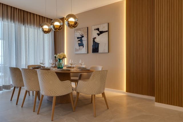 3 soveværelse Lejlighed til salg i Benidorm med swimmingpool garage - € 1.299.000 (Ref: 9691303)