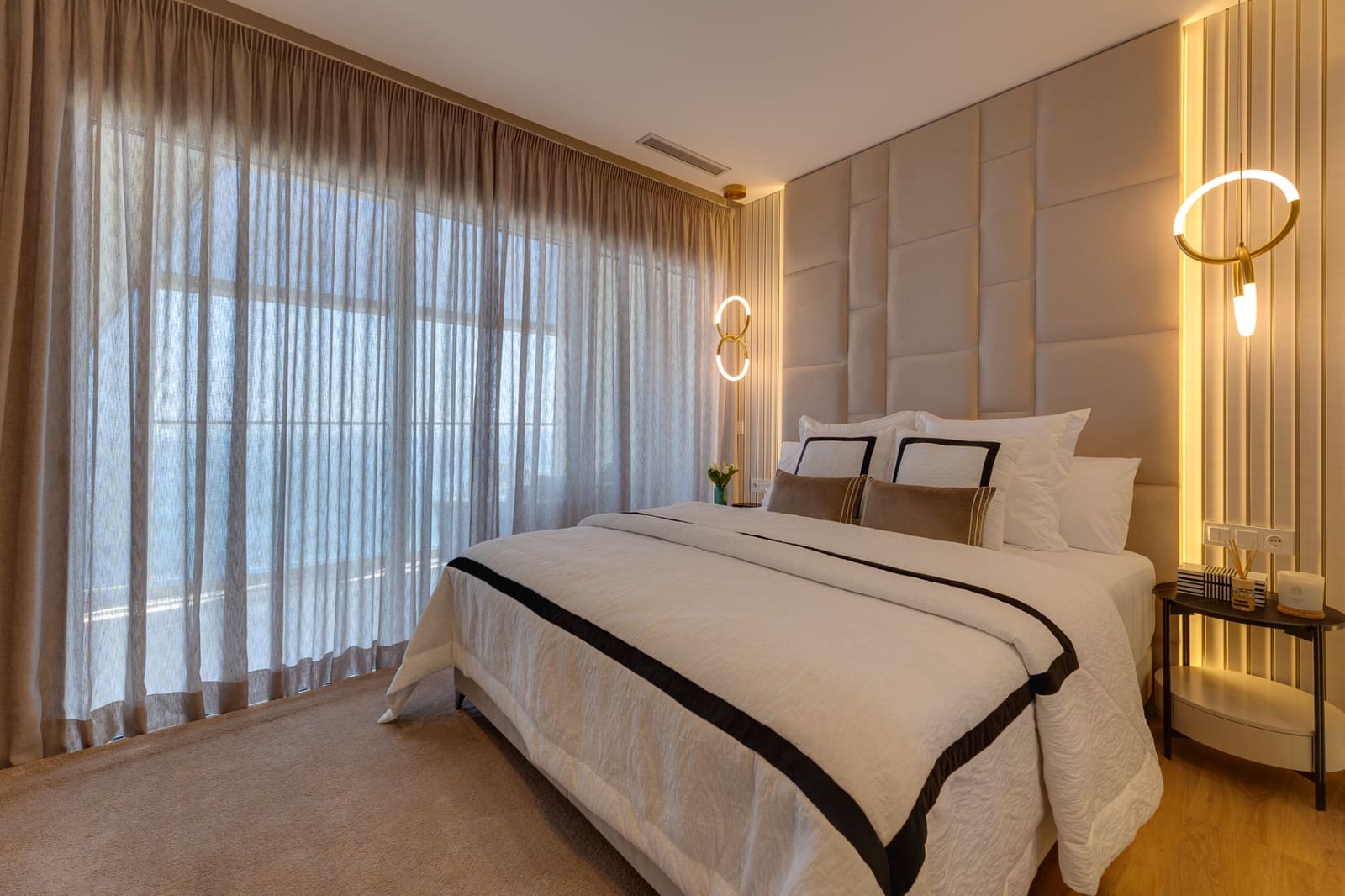 3 soveværelse Lejlighed til salg i Benidorm med swimmingpool garage - € 1.299.000 (Ref: 9691303)