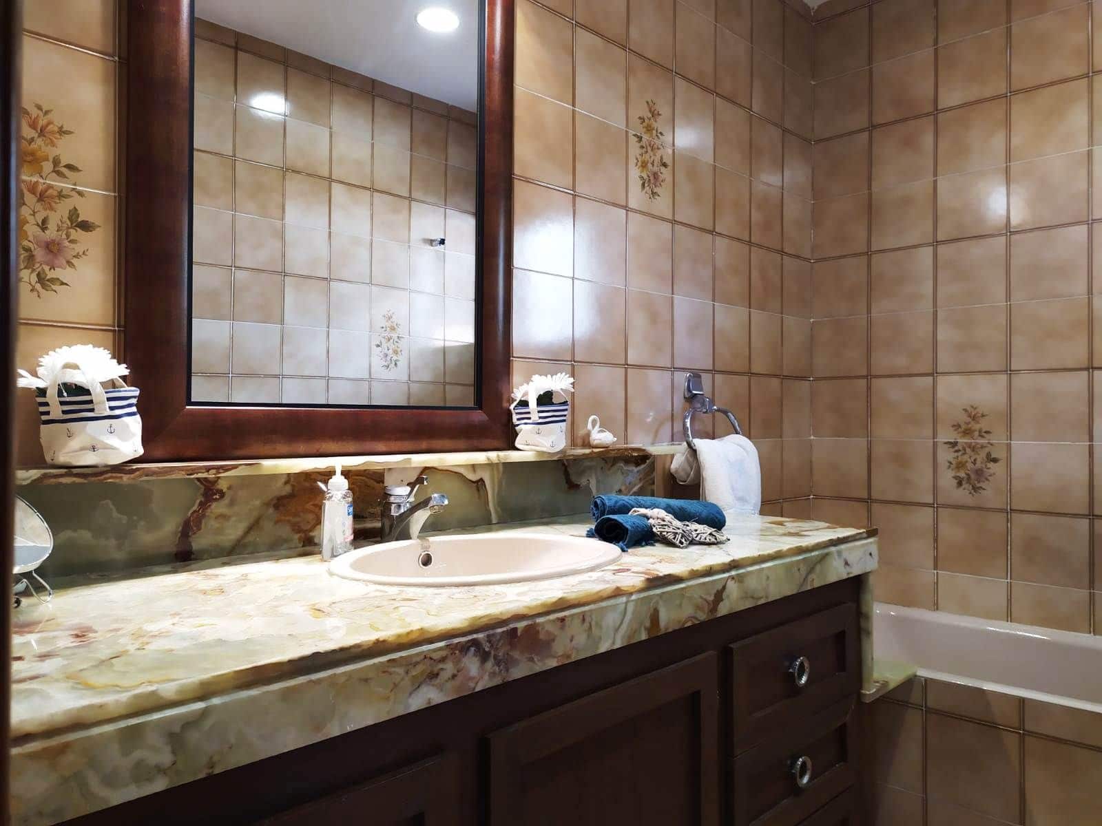 5 soverom Villa til salgs i Tamarit med garasje - € 459 000 (Ref: 5954773)