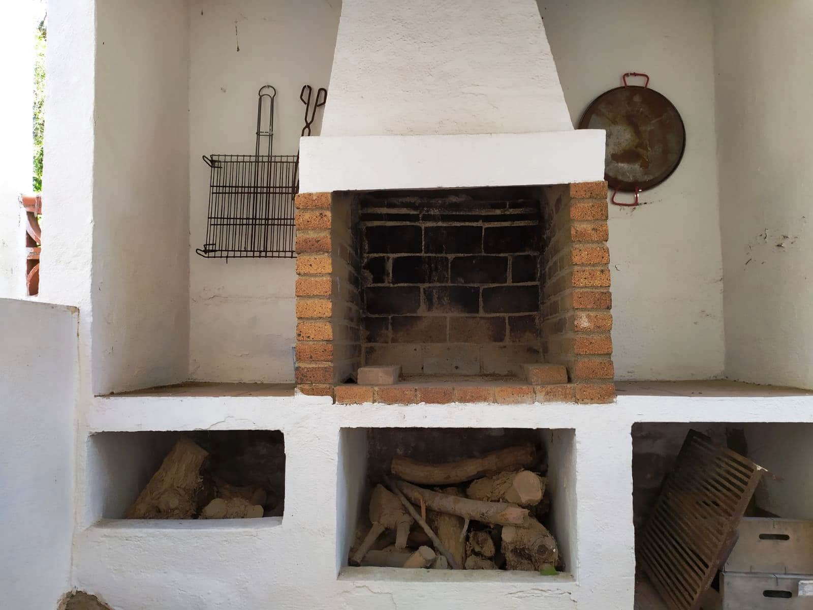 5 soverom Villa til salgs i Tamarit med garasje - € 459 000 (Ref: 5954773)