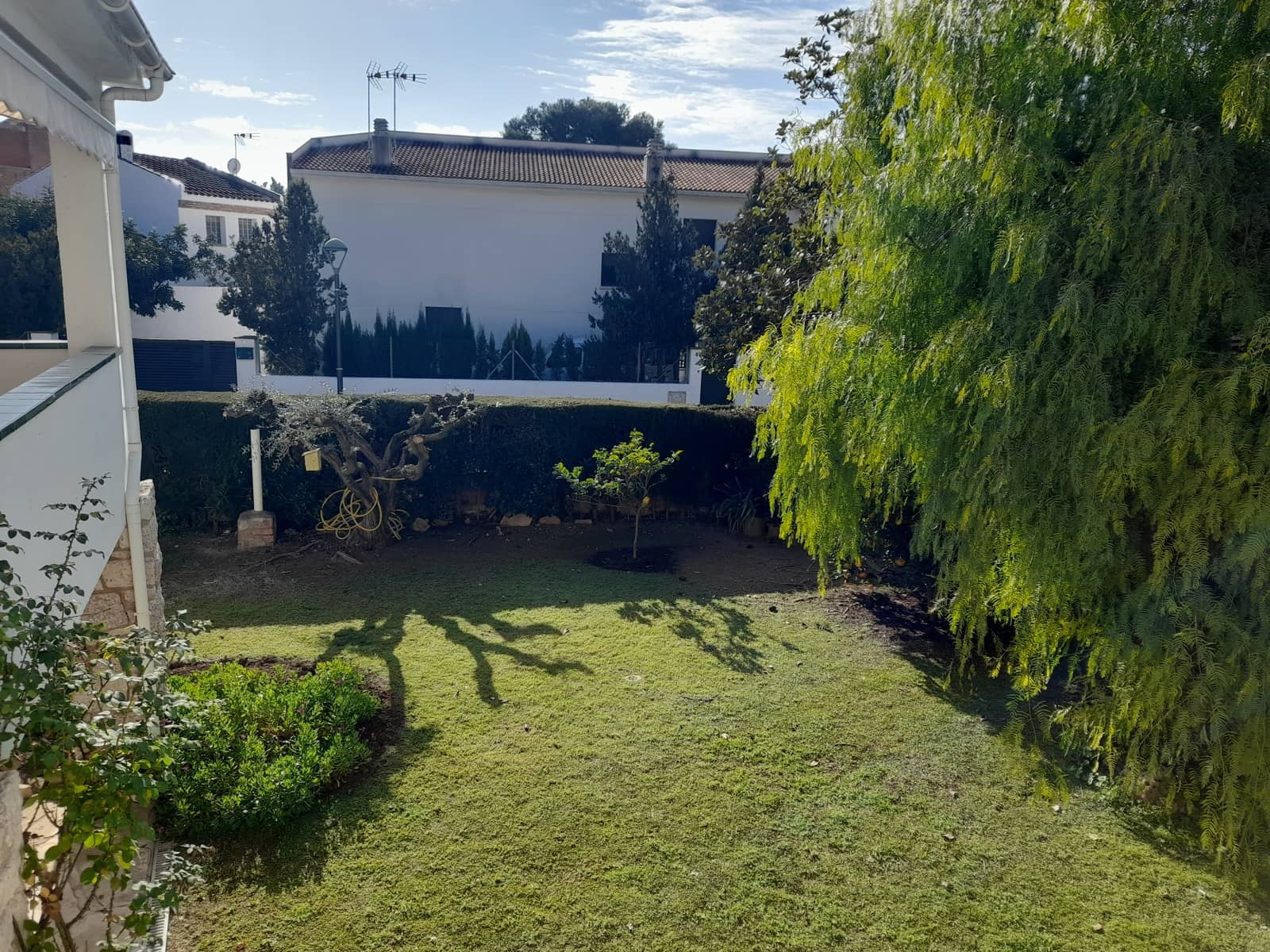 5 soverom Villa til salgs i Tamarit med garasje - € 459 000 (Ref: 5954773)