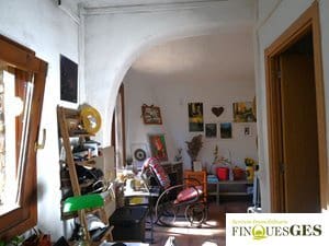 2 bedroom Finca/Country House for sale in Montblanc with pool - € 159,000 (Ref: 9827723)