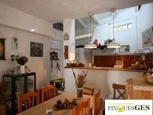 2 bedroom Finca/Country House for sale in Montblanc with pool - € 159,000 (Ref: 9827723)