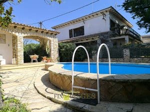 5 bedroom Villa for sale in Aiguamurcia with pool garage - € 430,000 (Ref: 9838590)