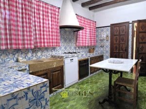 5 bedroom Villa for sale in Aiguamurcia with pool garage - € 430,000 (Ref: 9838590)