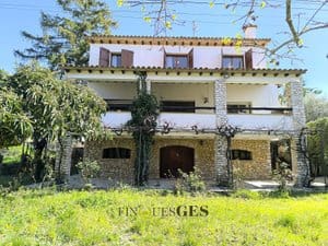 5 bedroom Villa for sale in Aiguamurcia with pool garage - € 430,000 (Ref: 9838590)