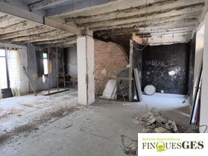 Finca/Country House for sale in Alcover with garage - € 99,900 (Ref: 9838608)