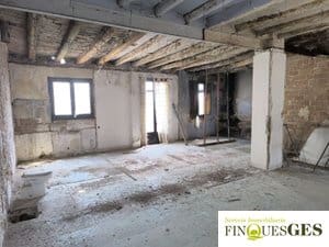 Finca/Country House for sale in Alcover with garage - € 99,900 (Ref: 9838608)