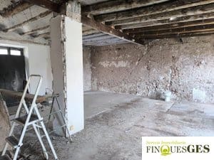Finca/Country House for sale in Alcover with garage - € 99,900 (Ref: 9838608)