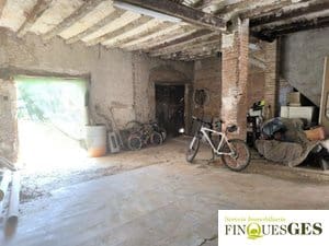 Finca/Country House for sale in Alcover with garage - € 99,900 (Ref: 9838608)