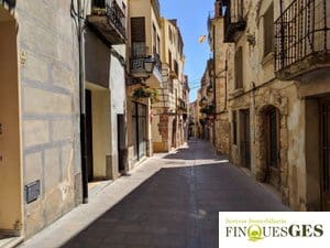 Finca/Country House for sale in Alcover with garage - € 99,900 (Ref: 9838608)