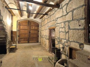 4 soveværelse Finca/Landehus til salg i Vallbona de les Monges med swimmingpool garage - € 110.000 (Ref: 9860743)
